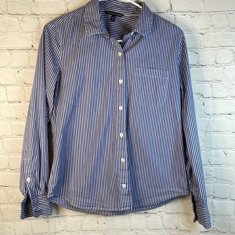 Victoria’s Secret Blue and White Striped Womens Dress Shirt size small
